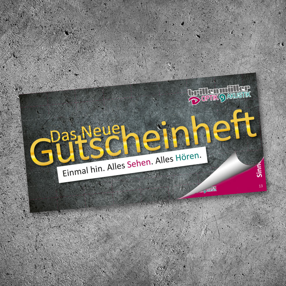 Mockup des Gutscheinheftes von Brillen Müller.